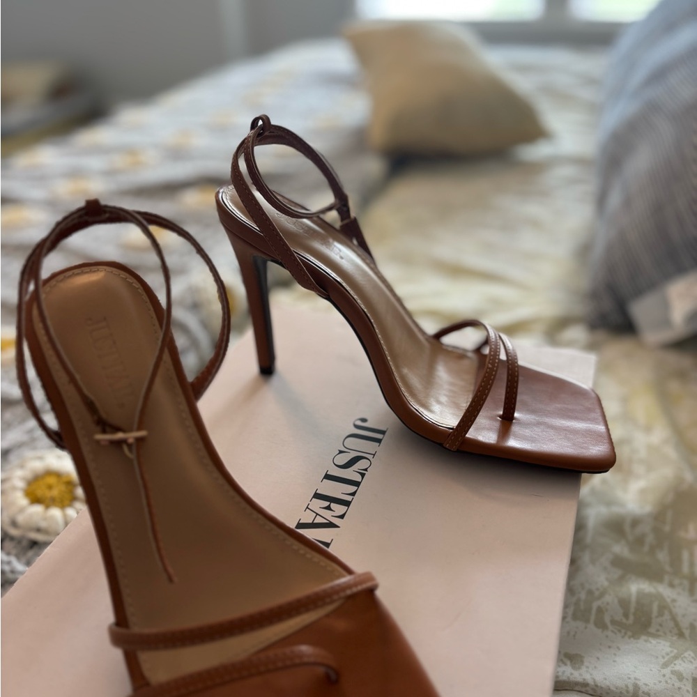 Dress sandals